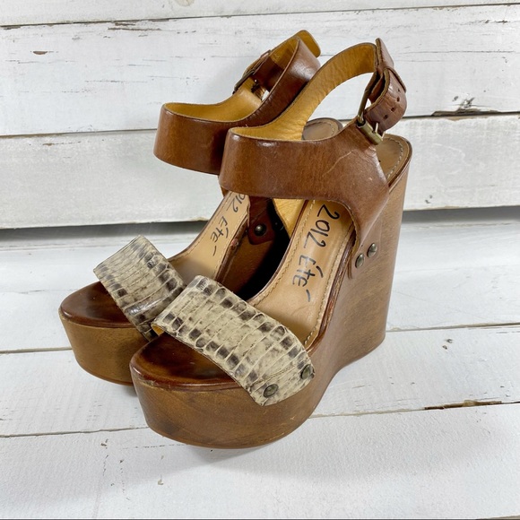 Lanvin Wooden & Snakeskin Leather Wedge Heels - Picture 2 of 8